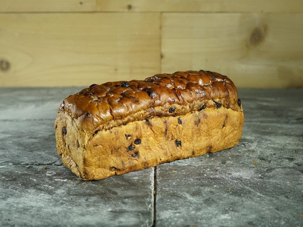 Rozijnenbrood Zonder Spijs Gesneden