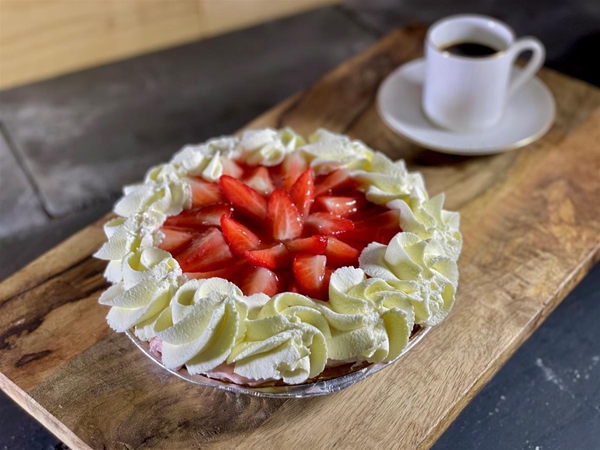Kleine Aardbeienvlaai met Slagroom