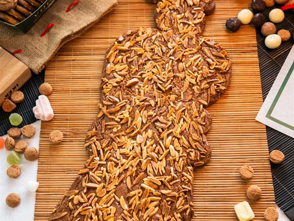 Speculaaspop met amandelen 250 Gram